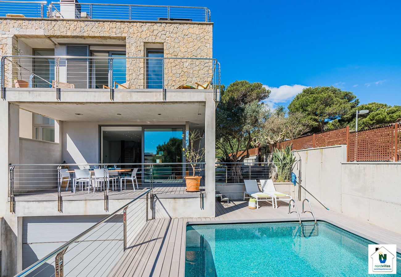 Chalet en Platja de Muro - ALBUFERA Ref. PLM02