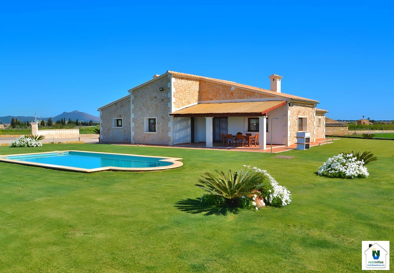 Finca con jardín grande y piscina, Mallorca