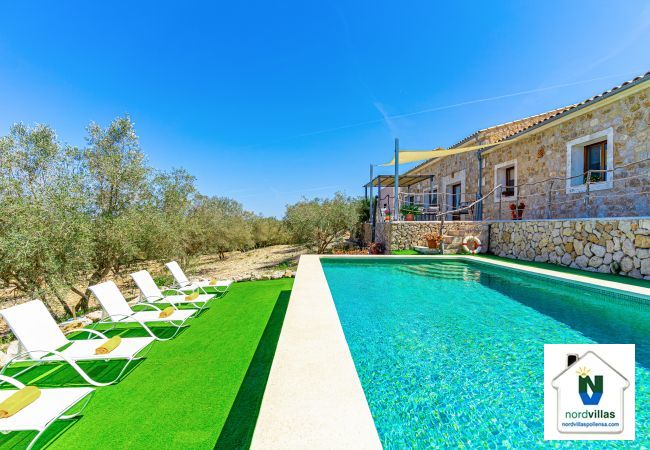 Villa i Sineu - 268 Villa Can Caluix ETV/8149  by Mallorca Charme