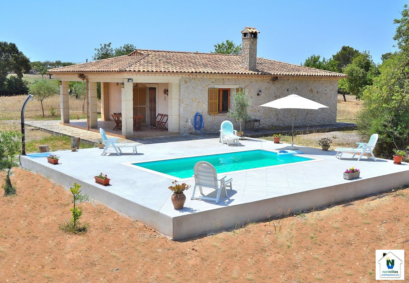 Hus på landet i Llubi - 137 Finca Son Bernat ETV/9442 by Mallorca Charme