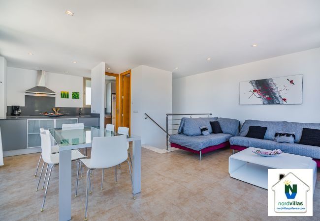 Chalet in Cala Sant Vicenç - MOLINS  3  ref. CS03 Chalet in Cala Sant Vicenç - MOLINS  3  ref. CS03