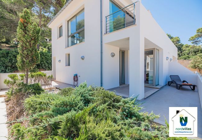 Chalet in Cala Sant Vicenç - MOLINS  3  ref. CS03 Chalet in Cala Sant Vicenç - MOLINS  3  ref. CS03