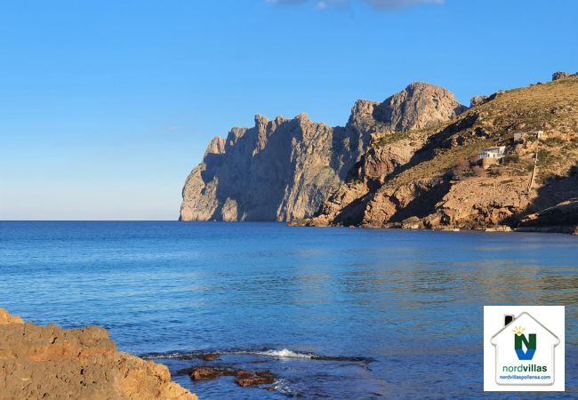 Chalet in Cala Sant Vicenç - MOLINS 6  ref. CS06 Chalet in Cala Sant Vicenç - MOLINS 6  ref. CS06