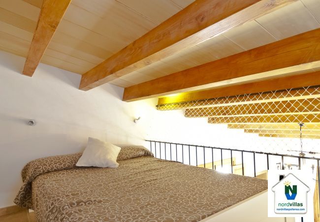 Master bedroom with double bed Master bedroom with double bed