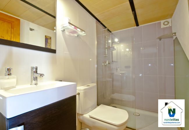 Bathroom with large shower Bathroom with large shower