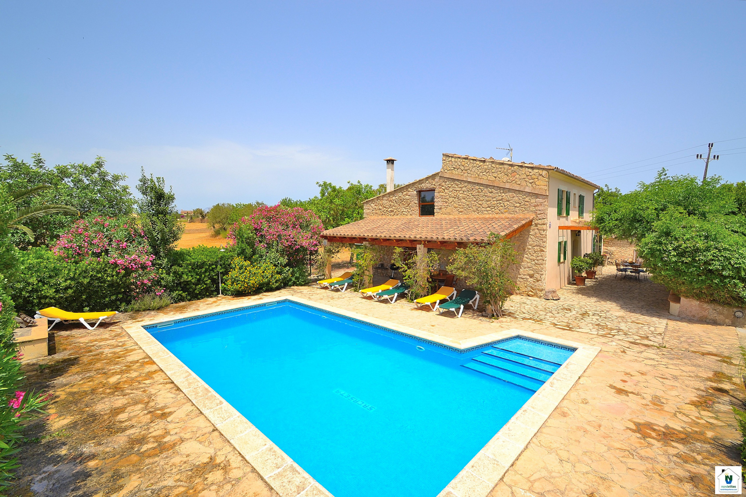 Beautiful finca with pool, for rent in Mallorca