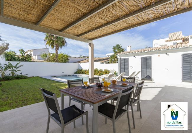 Chalet in Port de Pollença - VILLA HOLLAND (11 pax)  Ref. PP11 Chalet in Port de Pollença - VILLA HOLLAND (11 pax)  Ref. PP11