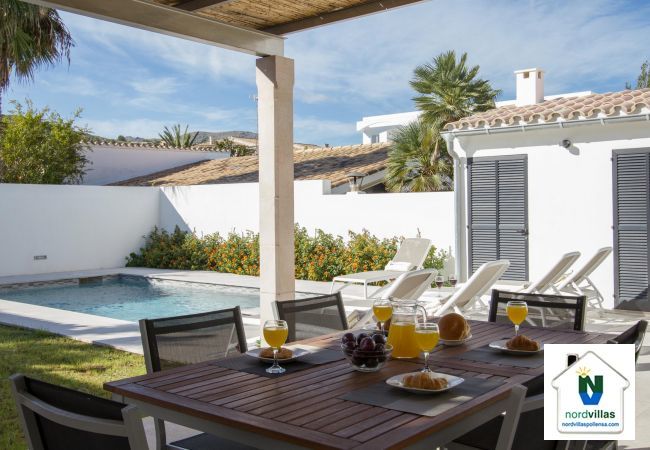 Chalet in Port de Pollença - VILLA HOLLAND (11 pax)  Ref. PP11 Chalet in Port de Pollença - VILLA HOLLAND (11 pax)  Ref. PP11