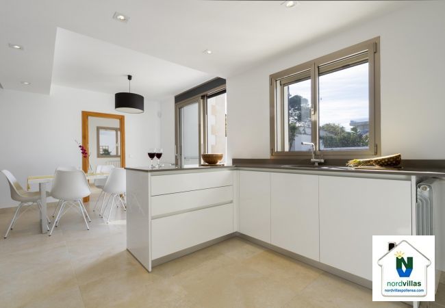 Chalet in Port de Pollença - VILLA HOLLAND (11 pax)  Ref. PP11 Chalet in Port de Pollença - VILLA HOLLAND (11 pax)  Ref. PP11