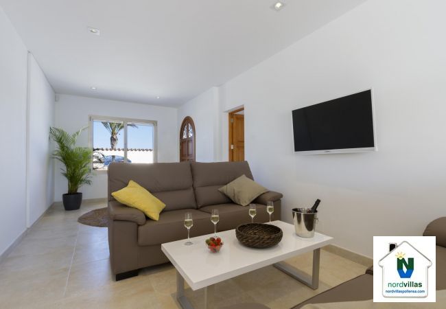 Chalet in Port de Pollença - VILLA HOLLAND (11 pax)  Ref. PP11 Chalet in Port de Pollença - VILLA HOLLAND (11 pax)  Ref. PP11